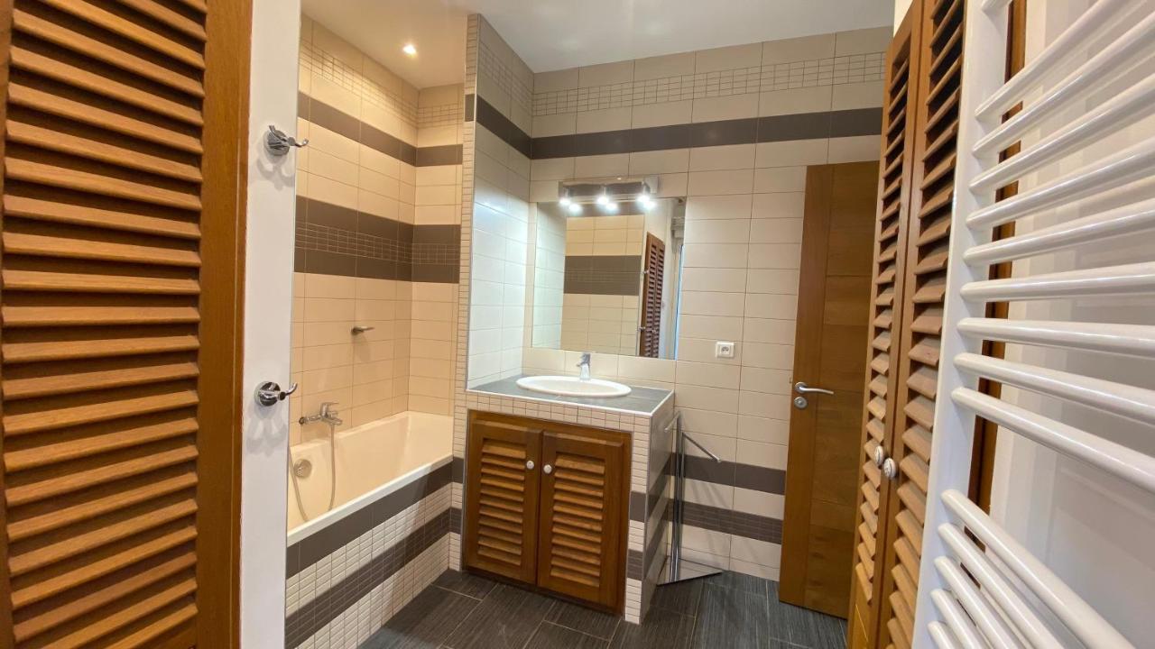 T3 De 140M2 Pour 7 Pers- Extra Centre Ajaccio - A 5 Min A Pied Des Plages - Classe 5 Etoiles - Casa Di Artisti ภายนอก รูปภาพ